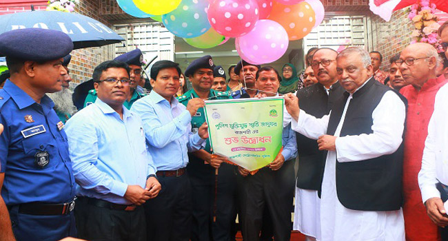 মিয়ানমার সীমান্তে বিজিবিকে আরো বেশি শক্তিশালী করা হয়েছে : স্বরাষ্ট্র্রমন্ত্রী